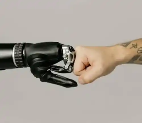 Cette image illustre le site E.I.S Rénovation avant sa refonte complète par Oli-via-net. Elle représente la phase d’audit stratégique qui précède toute intervention : analyse du design, de la structure SEO, des performances techniques et de l’expérience utilisateur. Ce visuel met en évidence les limites d’un site non optimisé (ergonomie, lenteur, cohérence graphique) et prépare la présentation du processus en 5 étapes menant à un site performant, rapide et orienté conversion. Il introduit ainsi la valeur ajoutée de la refonte réalisée par Oli-via-net : transformer un site fonctionnel mais obsolète en un véritable levier de croissance digitale.